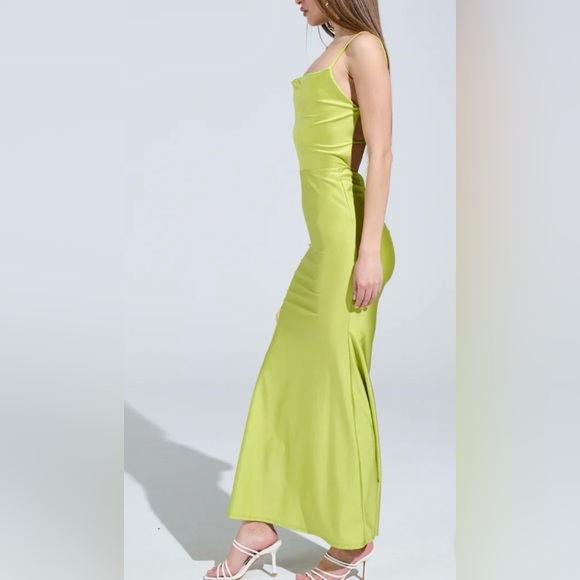 AKIRA maxi dress in olive medium. Romantic night out dress. - Picture 5 of 11